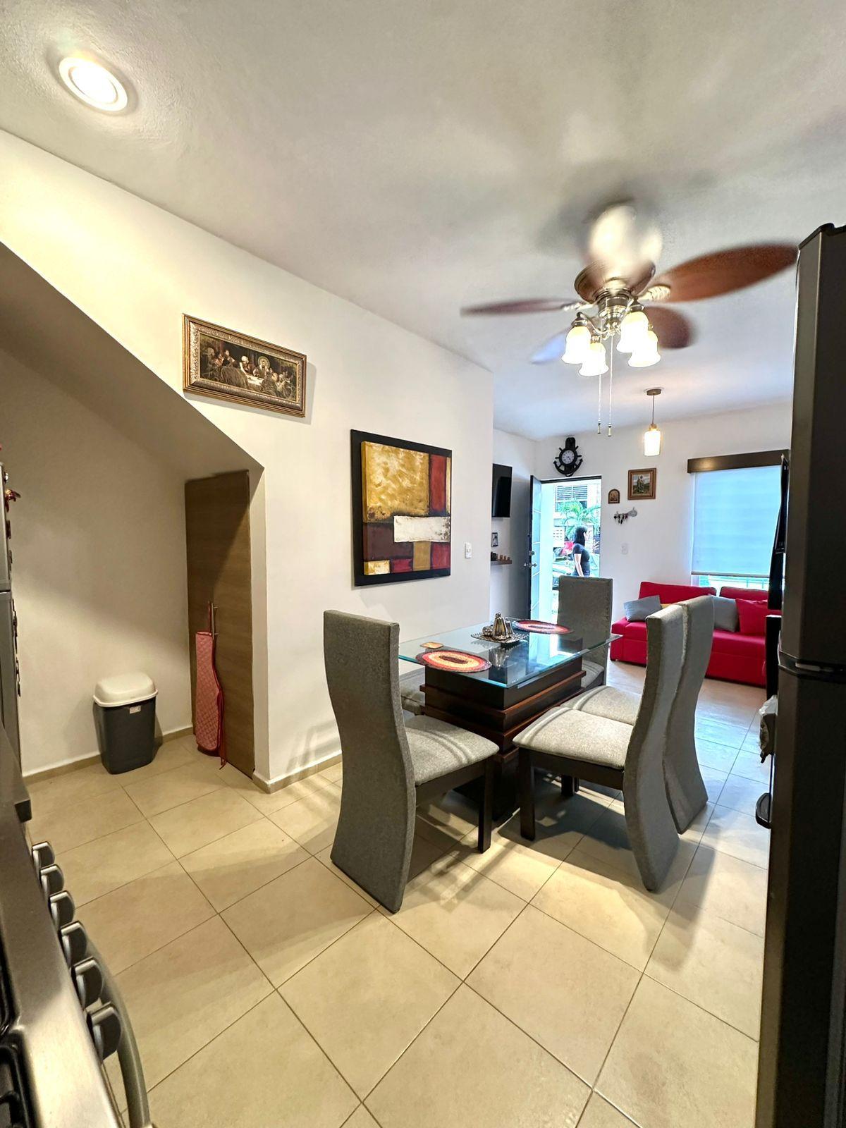 Casa en Venta en Santa Fe II Residencial Madrid Cancún – 2 Recámaras, 2 Niveles