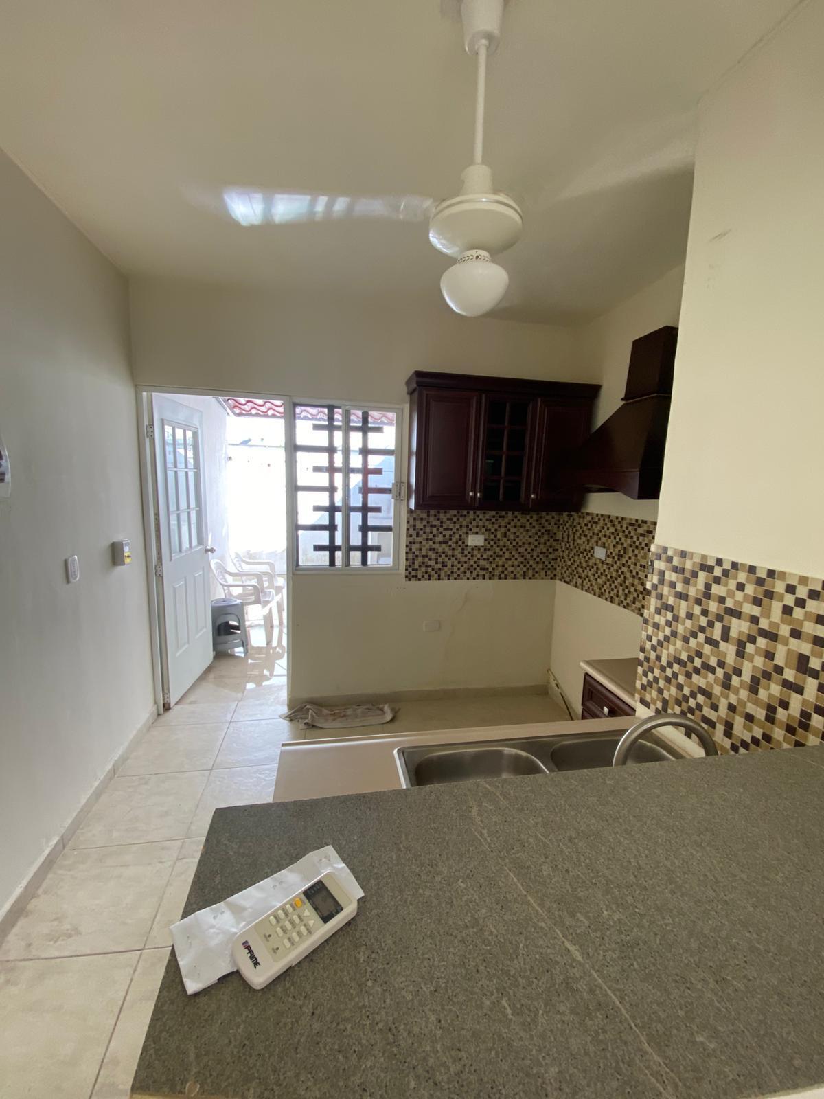 Casa de 1 Nivel en Renta en Delicias del Sur 1, Cancún – 2 Recámaras, Alberca y Seguridad 24/7