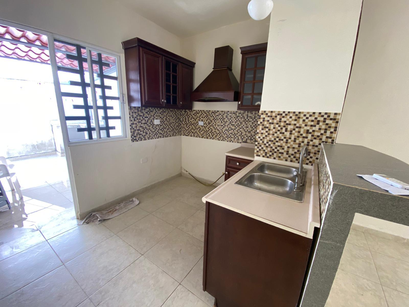 Casa de 1 Nivel en Renta en Delicias del Sur 1, Cancún – 2 Recámaras, Alberca y Seguridad 24/7