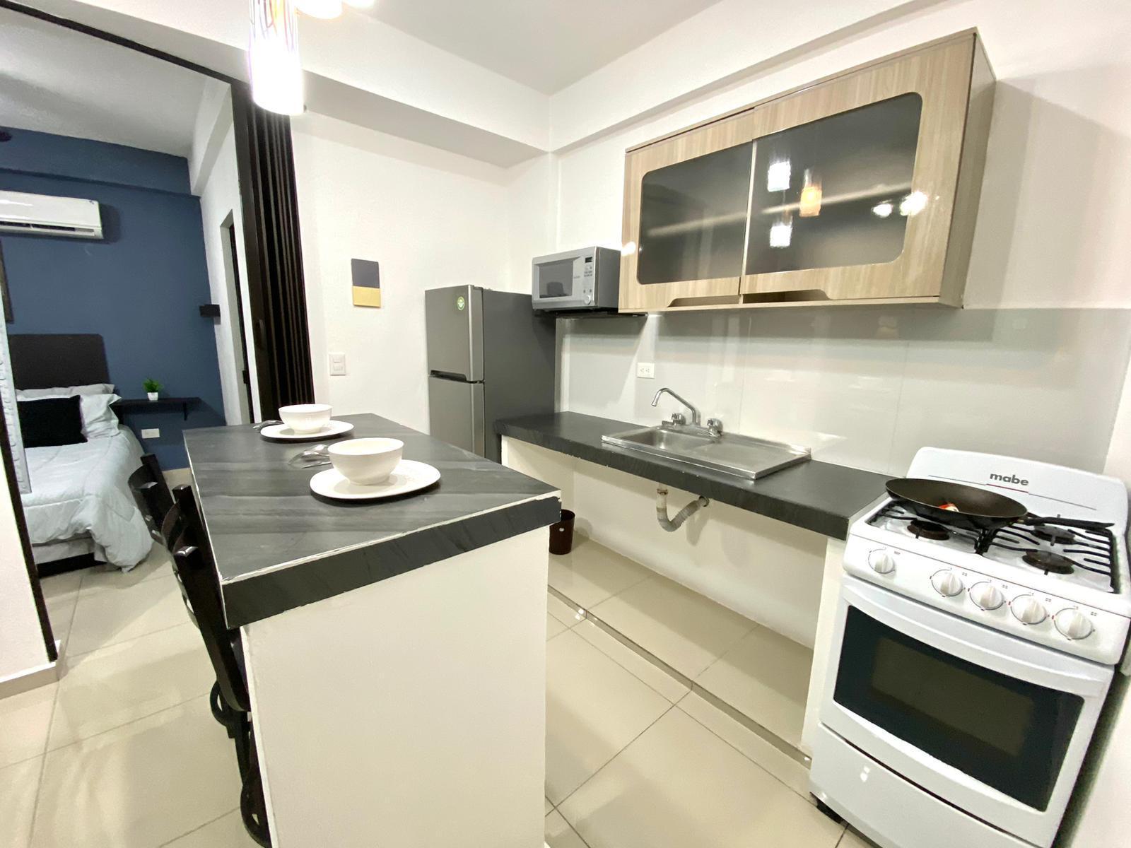 Condo Equipado en Renta en SM 503 Cancún – 1 Recámara con Albercas, Rooftop y Servicios Incluidos