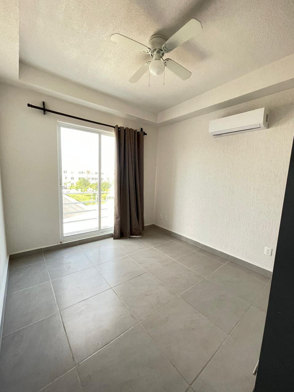 Departamento en Venta en Fraccionamiento Izamal Sur Cancún | 3 Recámaras y Alberca