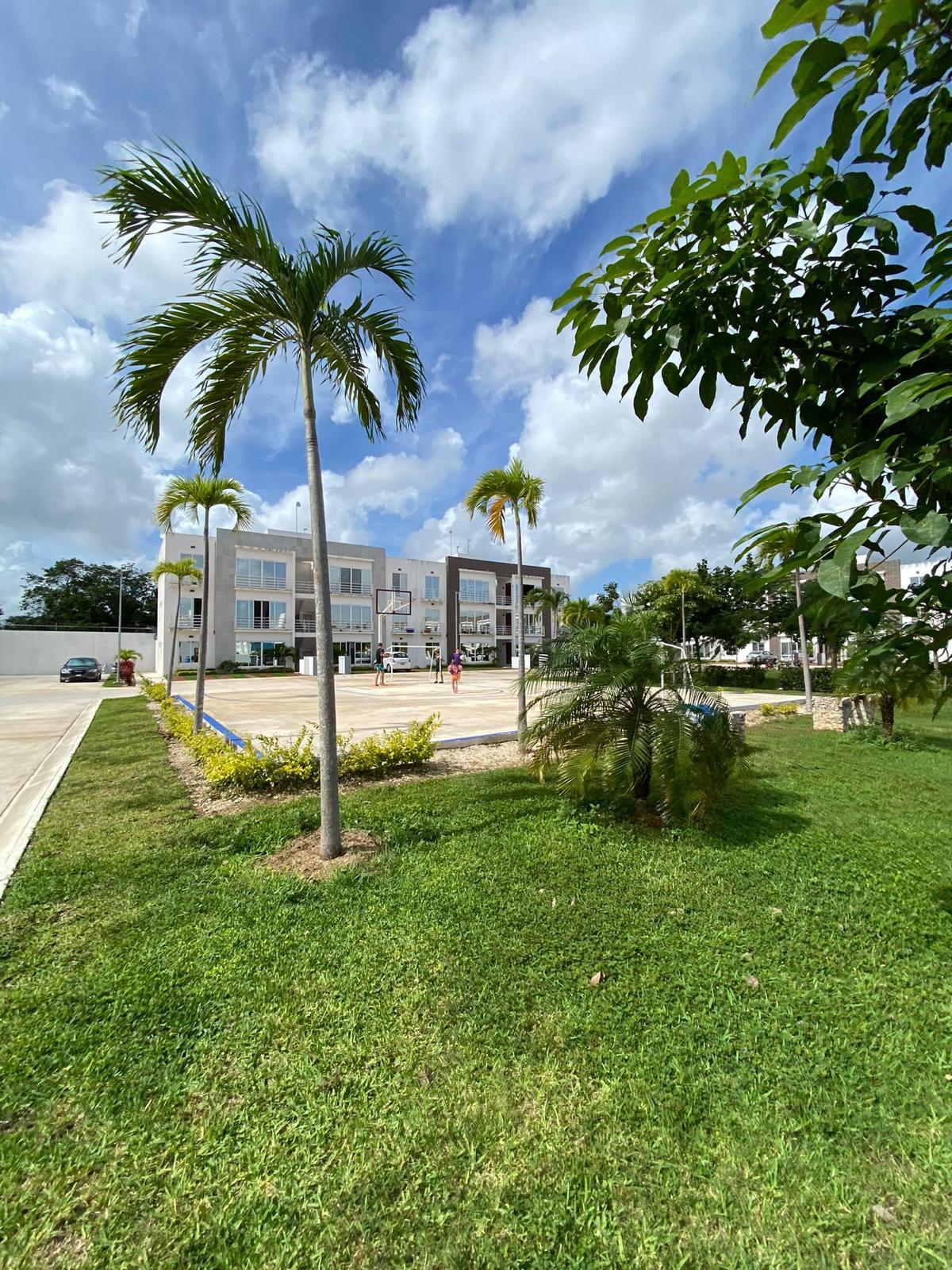 Departamento en Venta en Fraccionamiento Izamal Sur Cancún | 3 Recámaras y Alberca