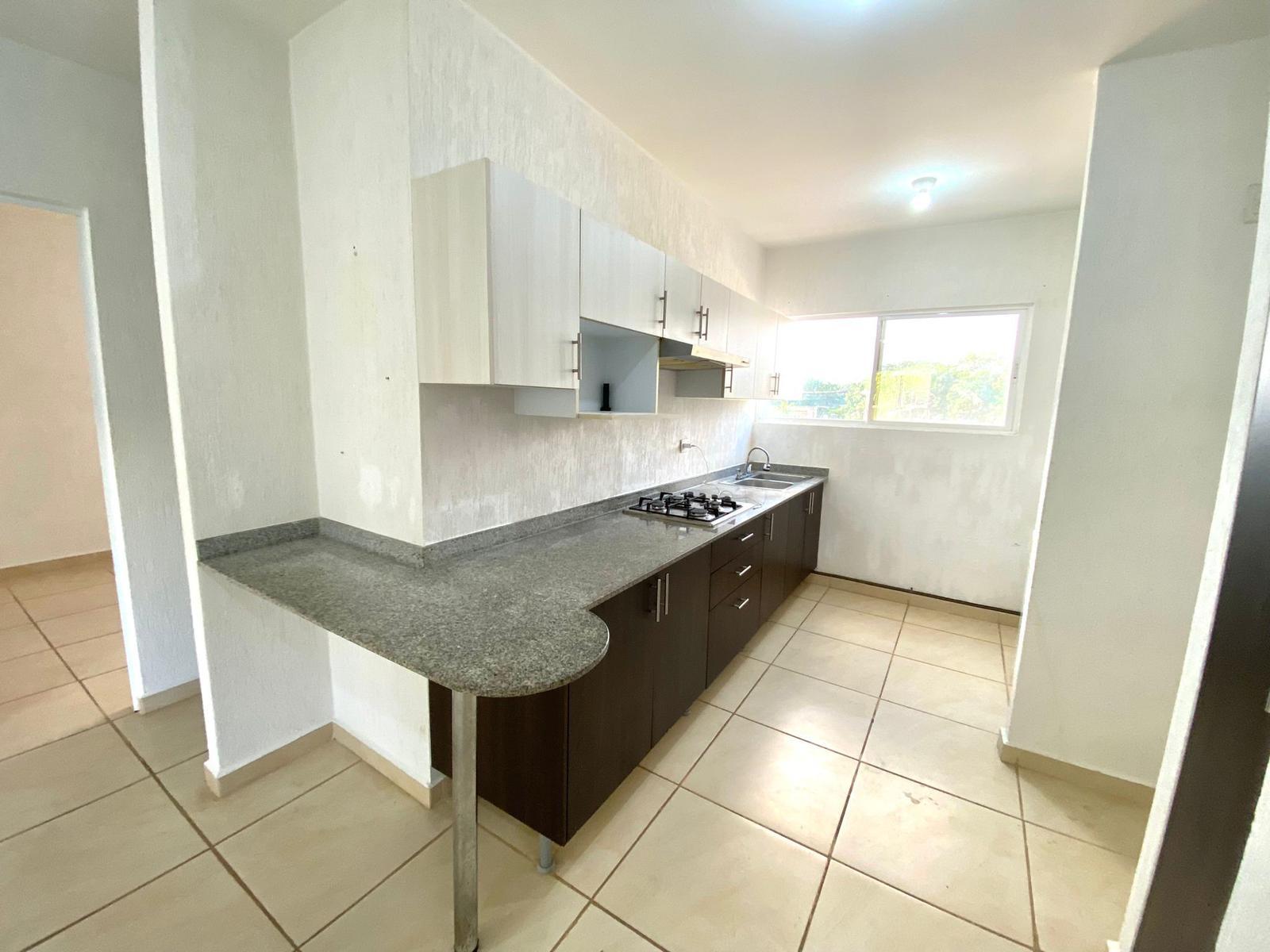 Beautiful Apartment for Sale in Jardines 4 – 2 Bedrooms, Pool View