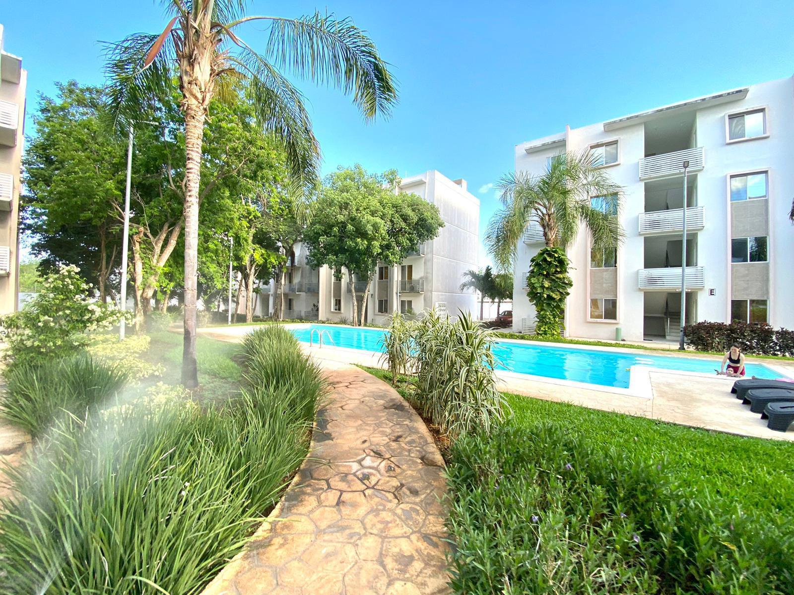 Beautiful Apartment for Sale in Jardines 4 – 2 Bedrooms, Pool View