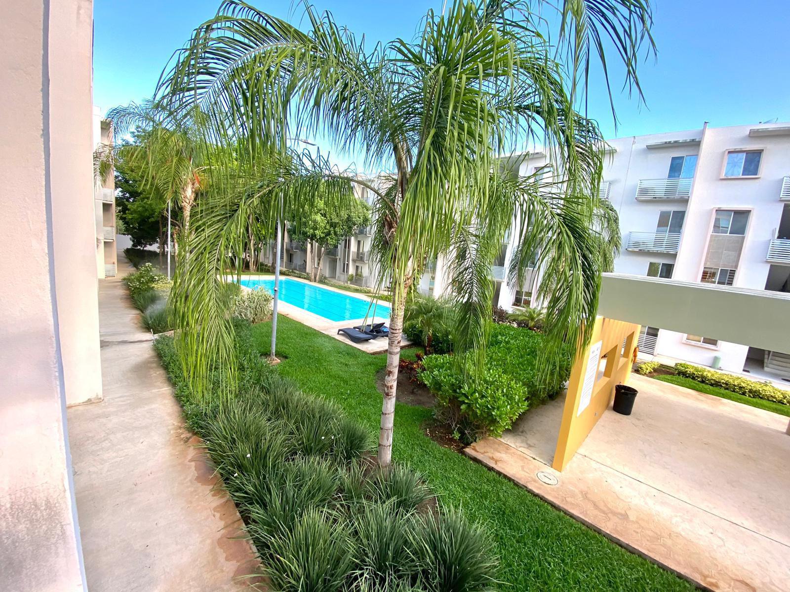 Beautiful Apartment for Sale in Jardines 4 – 2 Bedrooms, Pool View