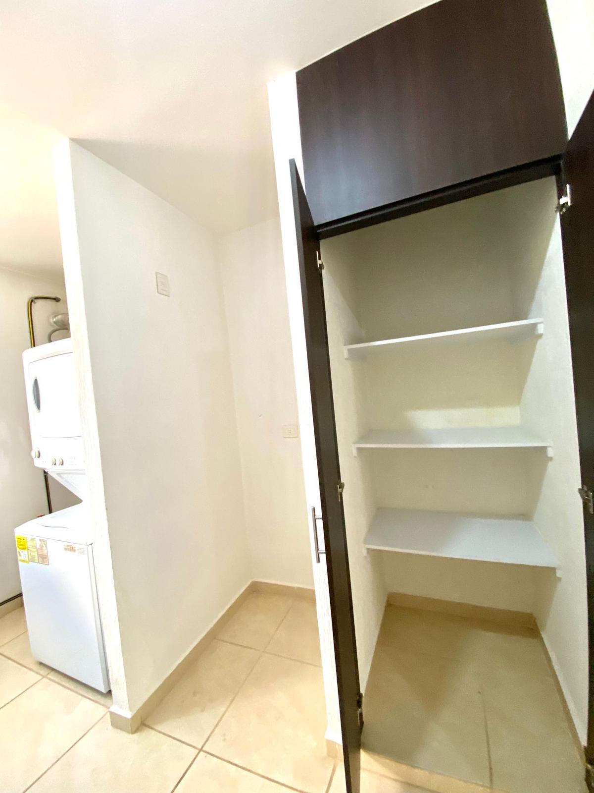 Beautiful Apartment for Sale in Jardines 4 – 2 Bedrooms, Pool View