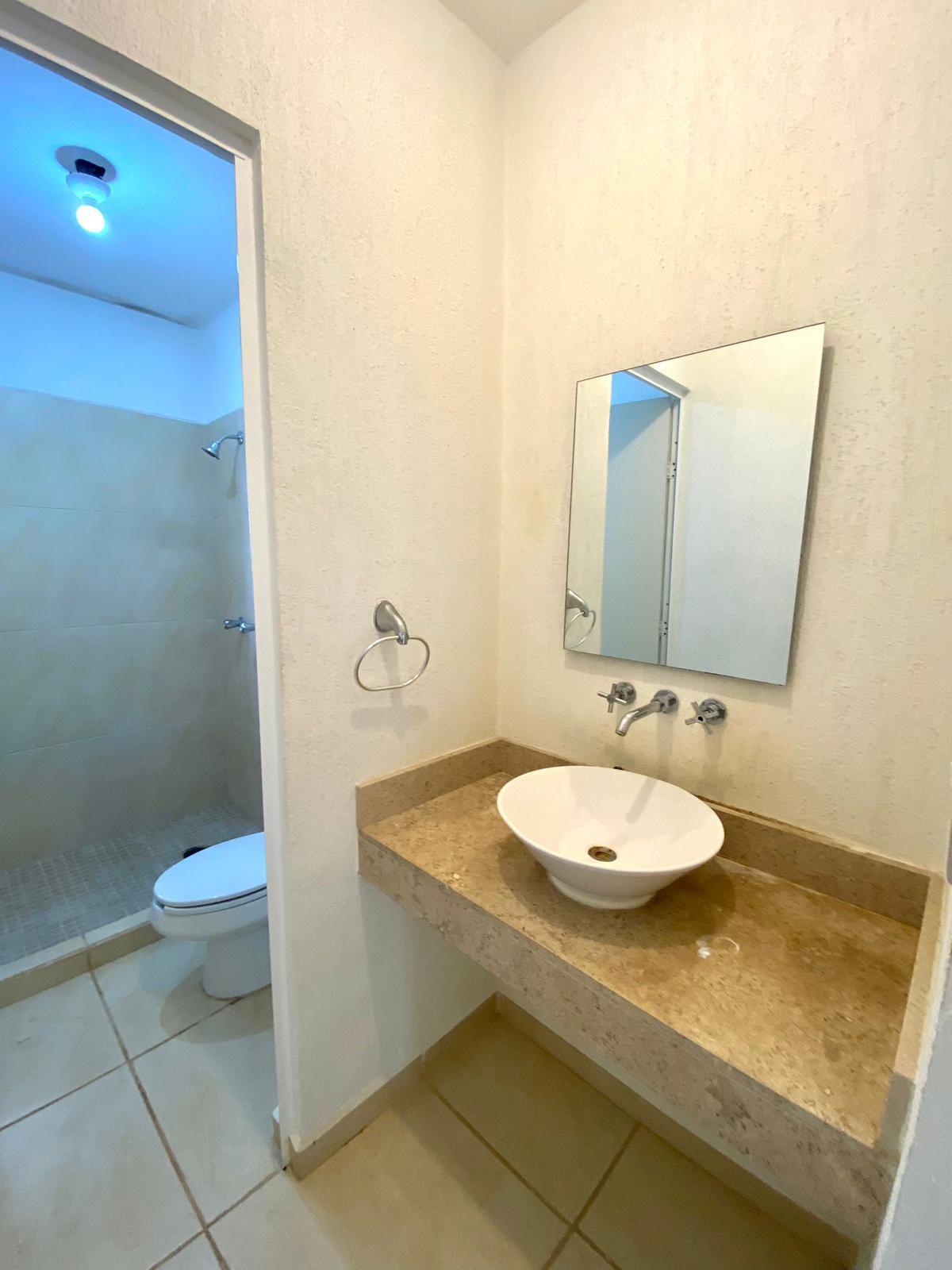 Beautiful Apartment for Sale in Jardines 4 – 2 Bedrooms, Pool View