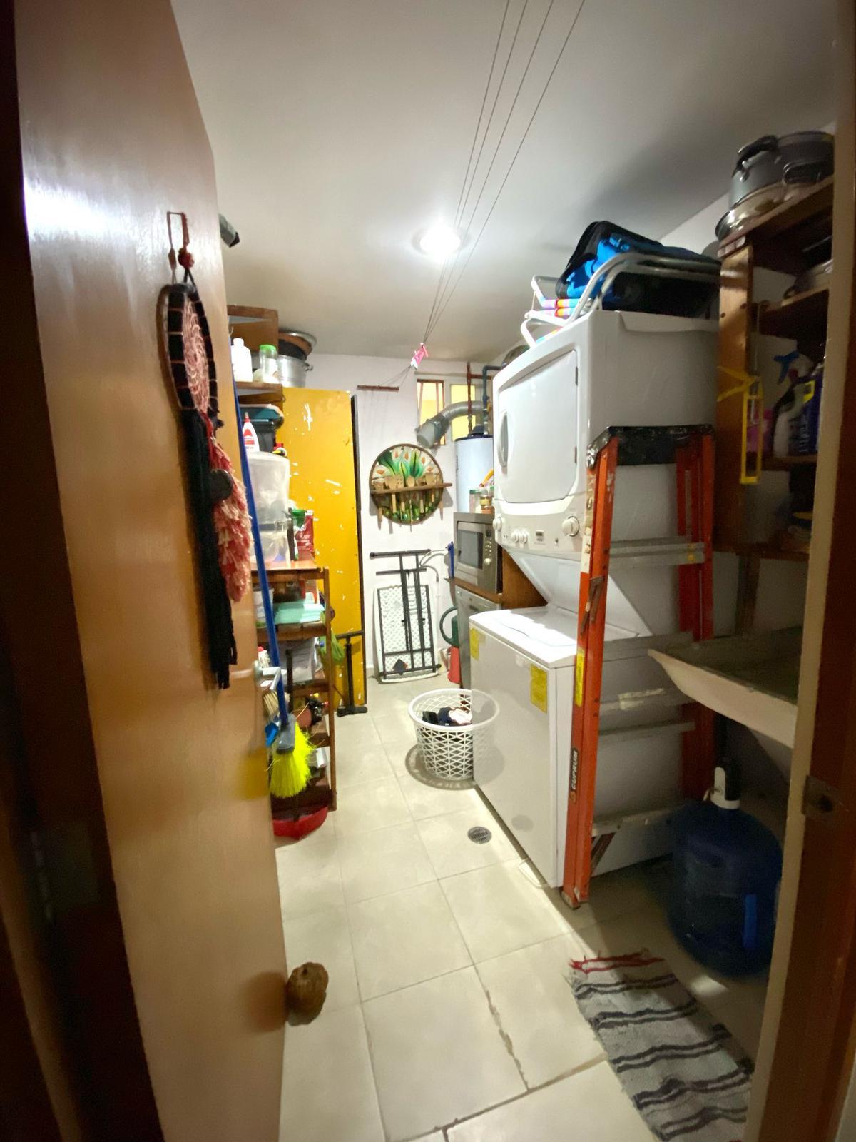 Vendo hermoso departamento en Condominio La Vista, El Table Cancún, con 3 recámaras y vista a la alberca
