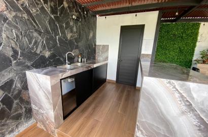 Estudio Amueblado en Renta en Donceles, Cancún – Terraza Privada y Alberca