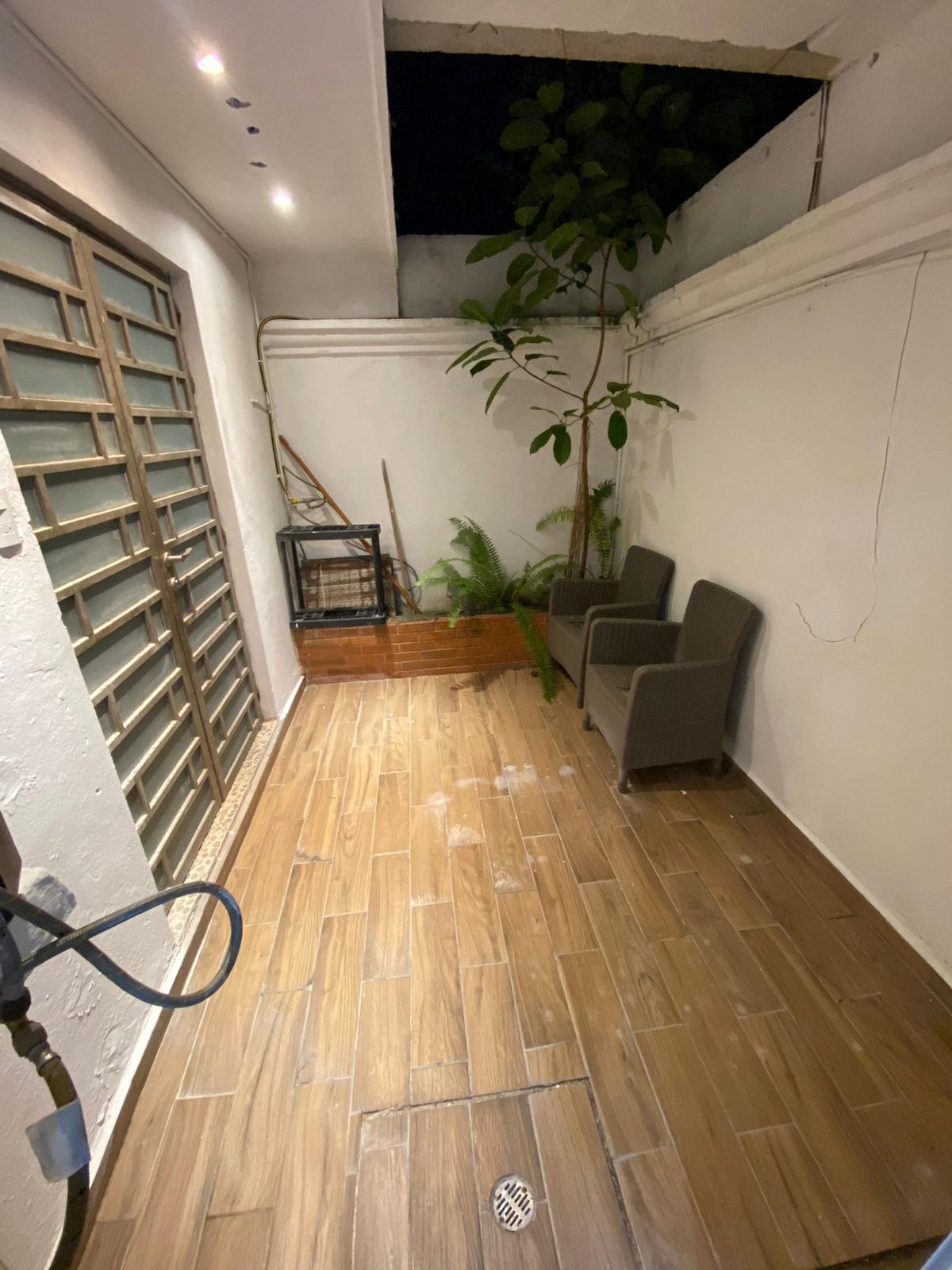 Loft Amueblado en Renta en SM 50 Cancún con Servicios Incluidos y Patio Privado