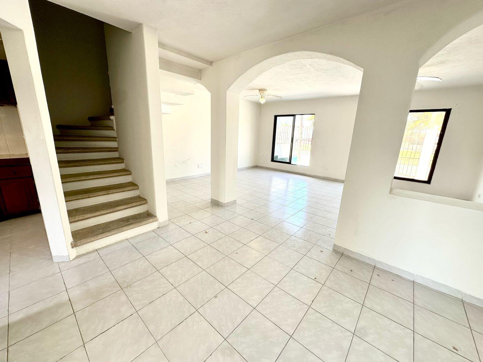 Casa con Vista al Mar en Puerto Juárez, Villas Playa Blanca — Ideal para Hotel u Hostal