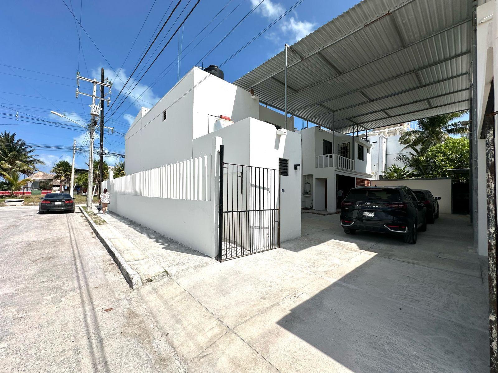 Casa con Vista al Mar en Puerto Juárez, Villas Playa Blanca — Ideal para Hotel u Hostal