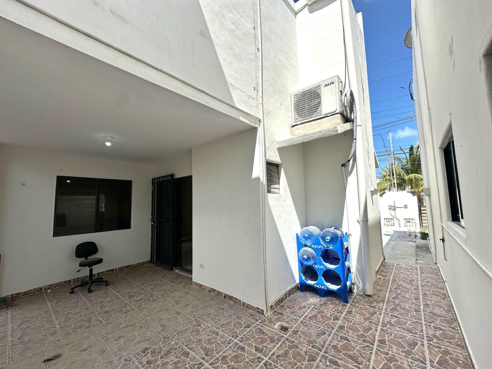 Casa con Vista al Mar en Puerto Juárez, Villas Playa Blanca — Ideal para Hotel u Hostal