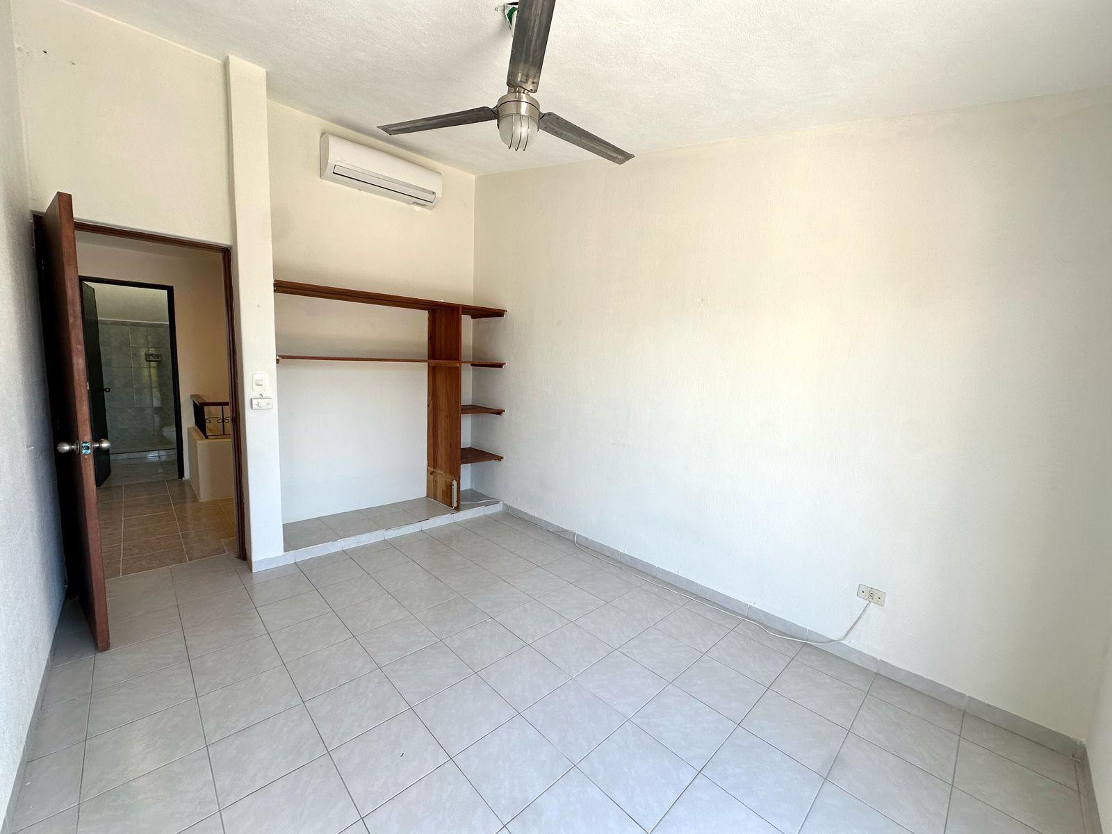 Casa con Vista al Mar en Puerto Juárez, Villas Playa Blanca — Ideal para Hotel u Hostal