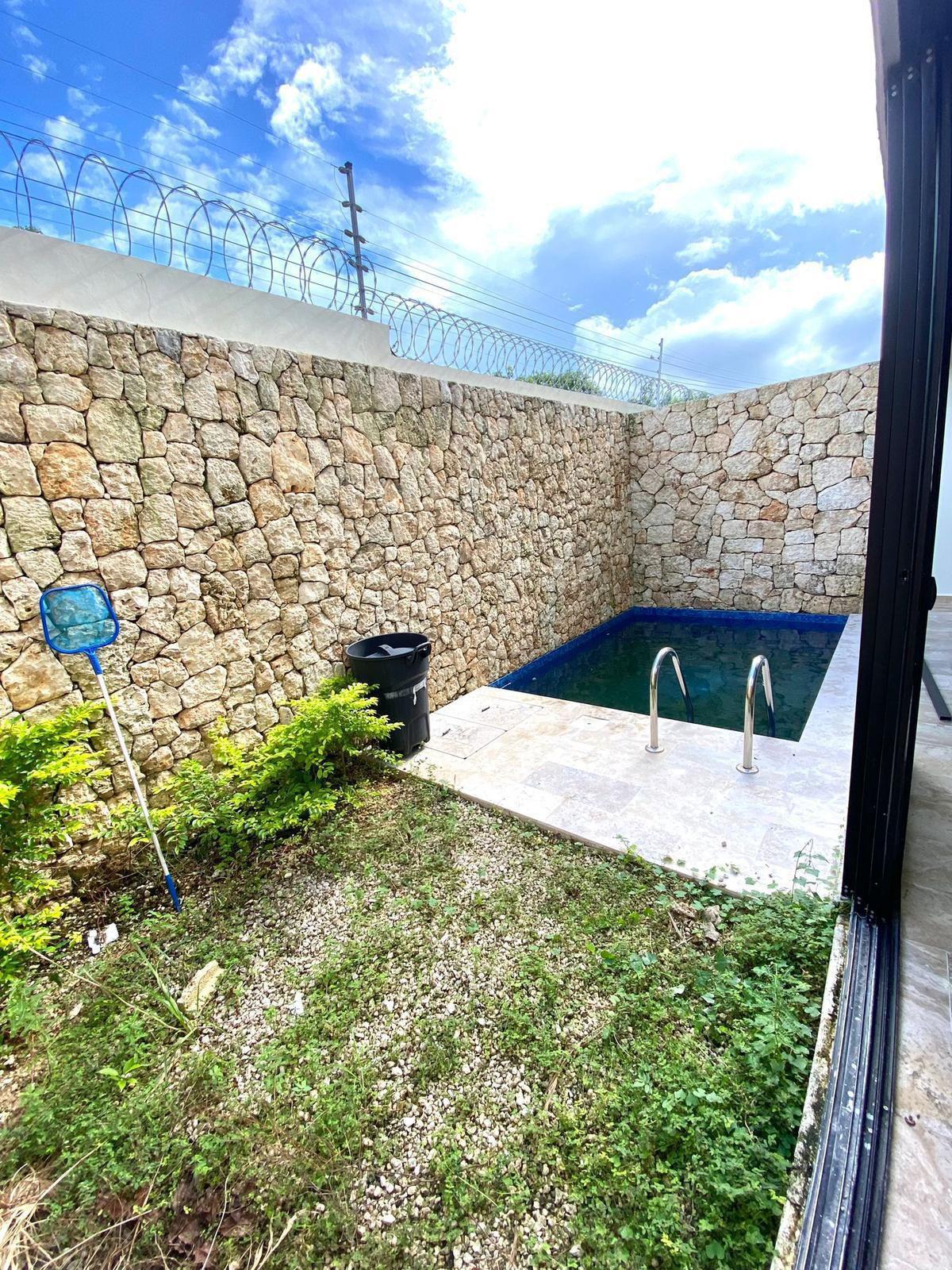 Casa en Renta en Residencial Aqua Cancún con Alberca Privada y 3 Recámaras