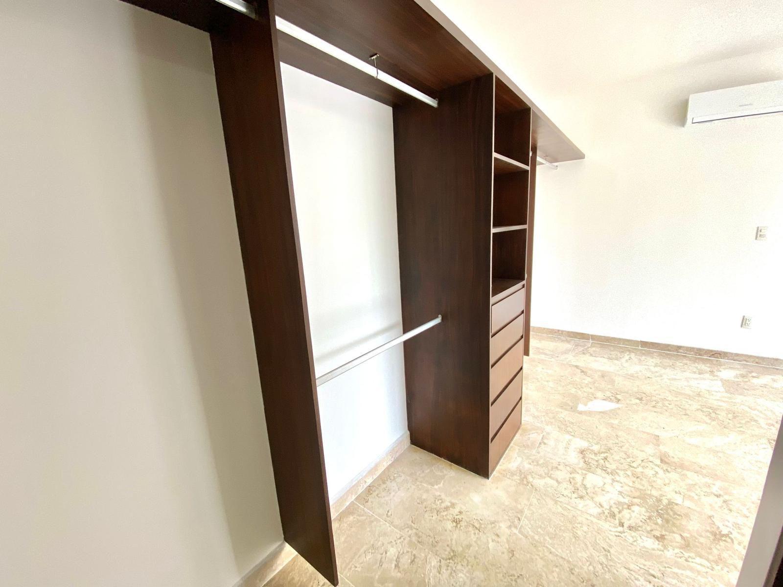 Casa en Renta en Residencial Aqua Cancún con Alberca Privada y 3 Recámaras