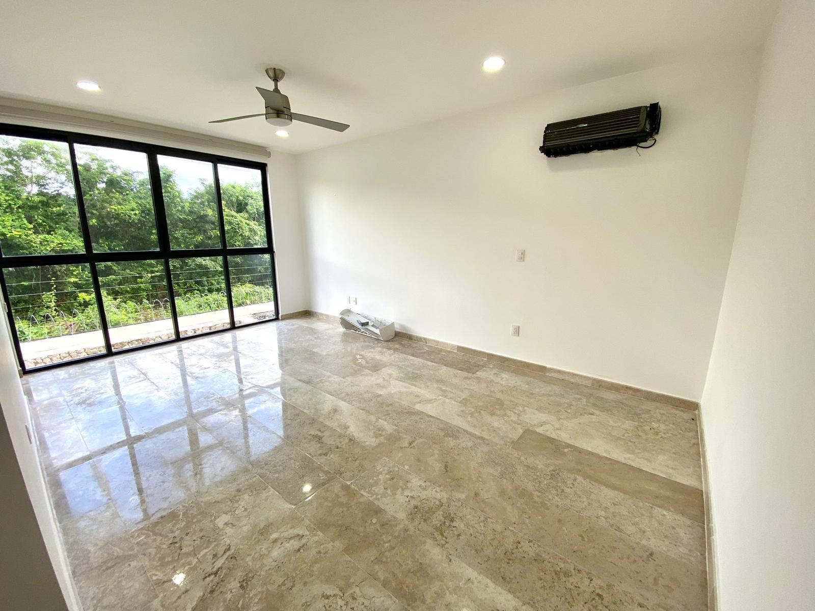 Casa en Renta en Residencial Aqua Cancún con Alberca Privada y 3 Recámaras